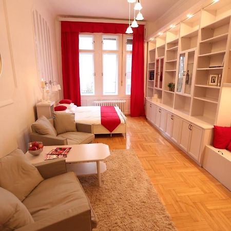 D.Five Classic Luxury Apartment Budapest Værelse billede