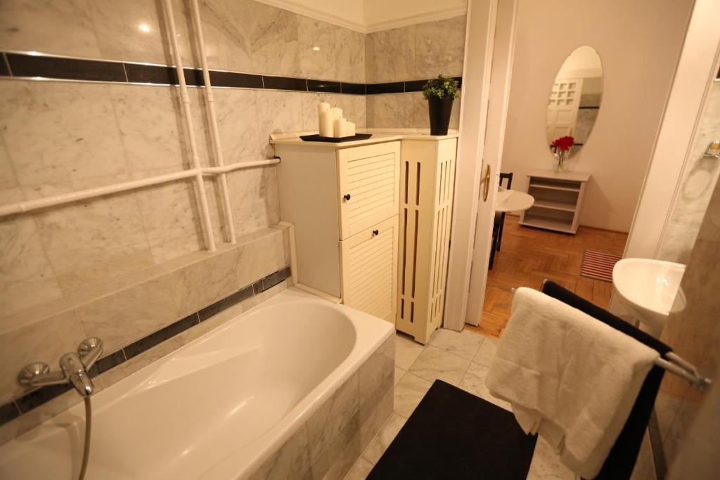 D.Five Classic Luxury Apartment Budapest Værelse billede
