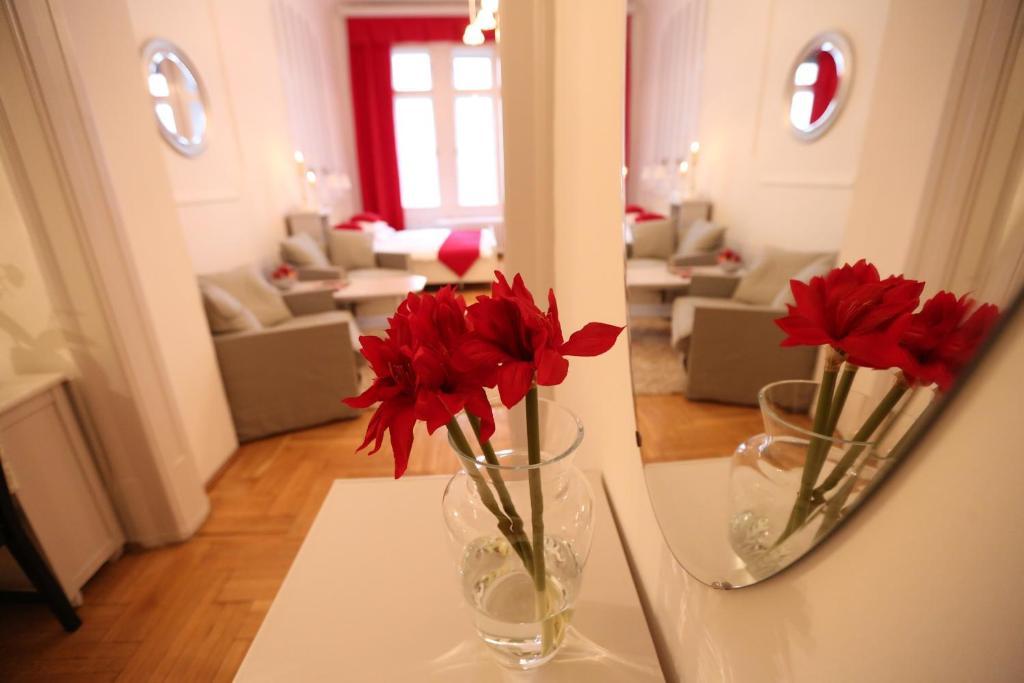 D.Five Classic Luxury Apartment Budapest Eksteriør billede
